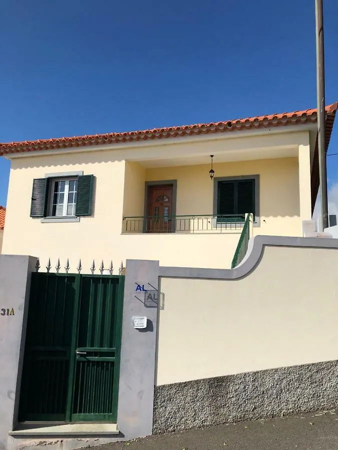 Apartment With Beautiful Ocean And City View Funchal